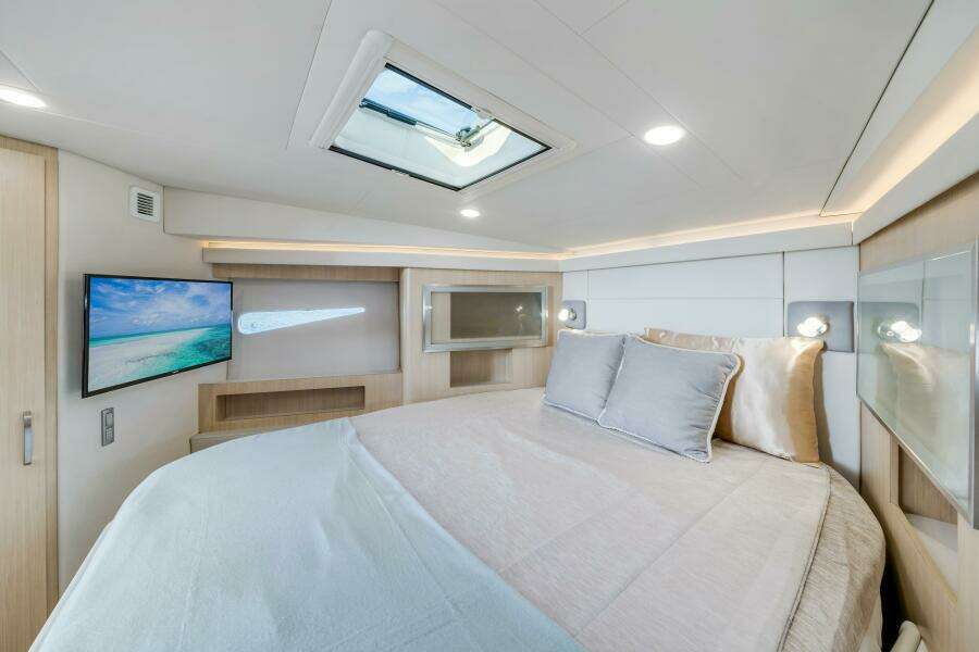 42ft Regal Yacht For Sale 42ft Regal Yacht For Sale