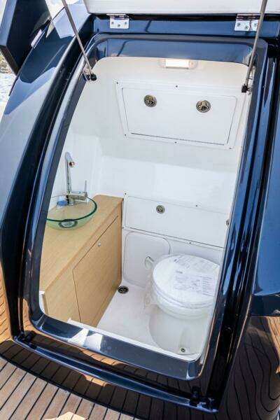 34ft Skipper Yacht For Sale