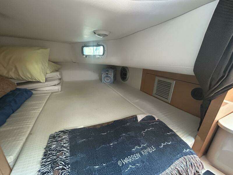 27ft Four Winns Yacht For Sale