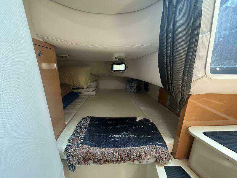 27ft Four Winns Yacht For Sale