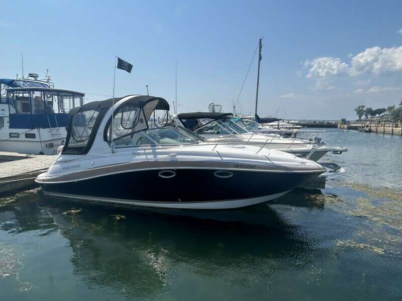 27ft Four Winns Yacht For Sale
