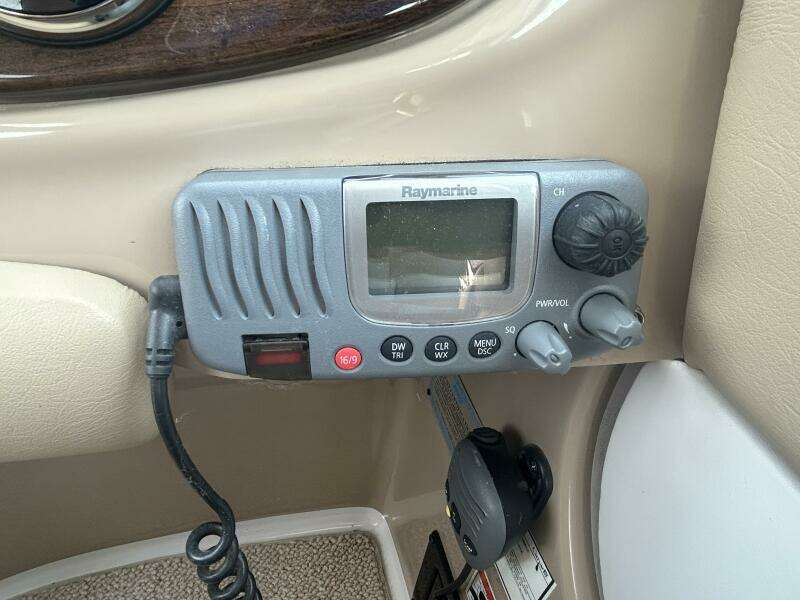 27ft Four Winns Yacht For Sale