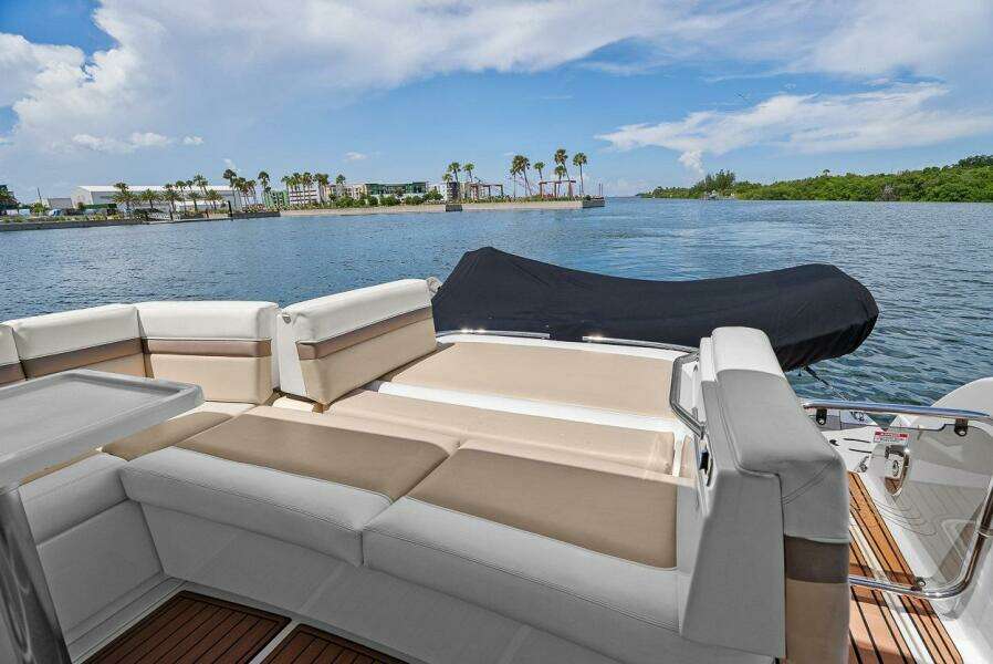 Cockpit Sun Lounger