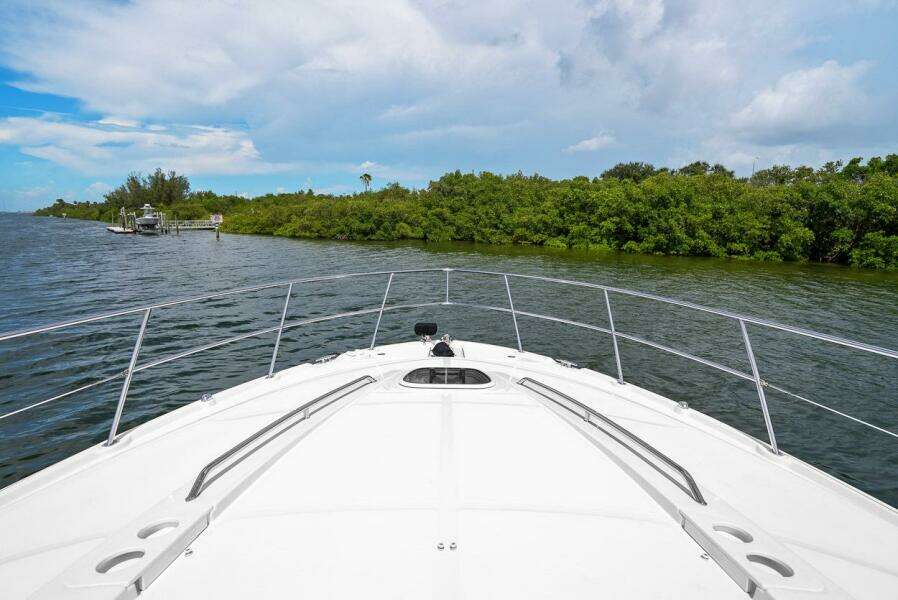 38 Hot 47ft Sea Ray Yacht For Sale