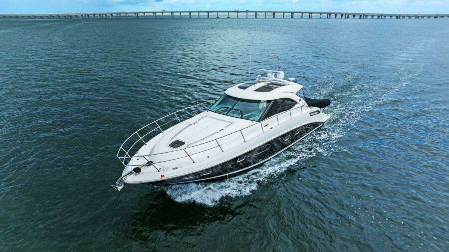 38 Hot 47ft Sea Ray Yacht For Sale