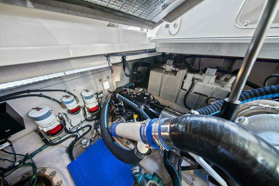 38 Hot 47ft Sea Ray Yacht For Sale