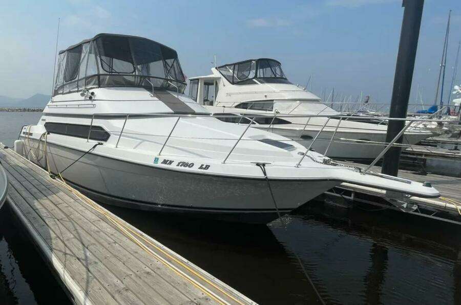 ONE AWEIGH 38ft Carver Yacht For Sale