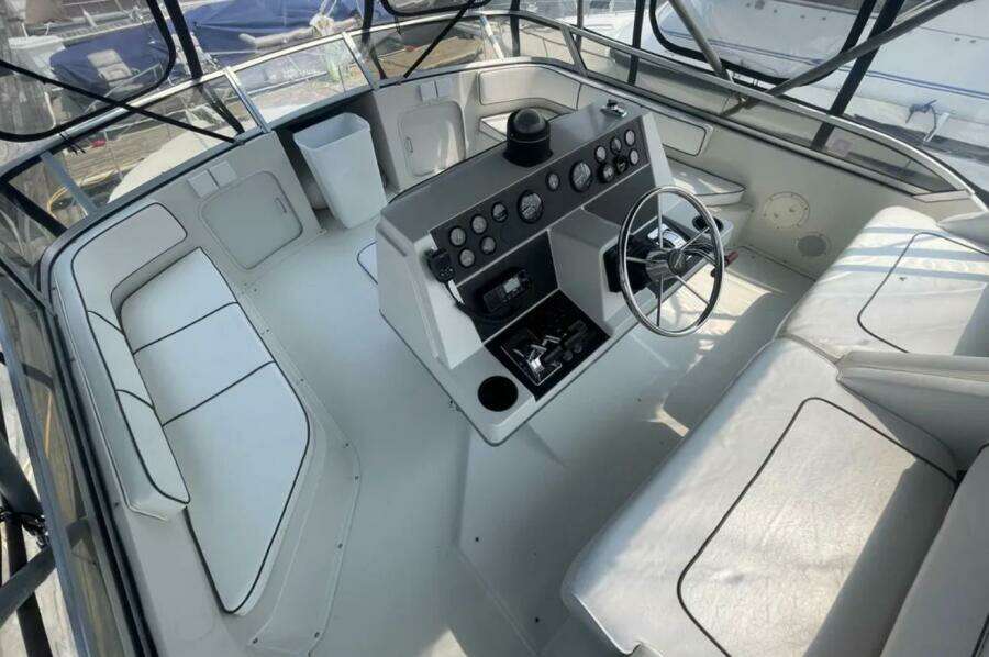 ONE AWEIGH 38ft Carver Yacht For Sale