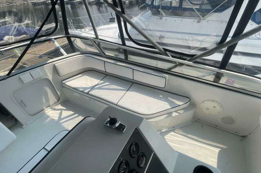 ONE AWEIGH 38ft Carver Yacht For Sale