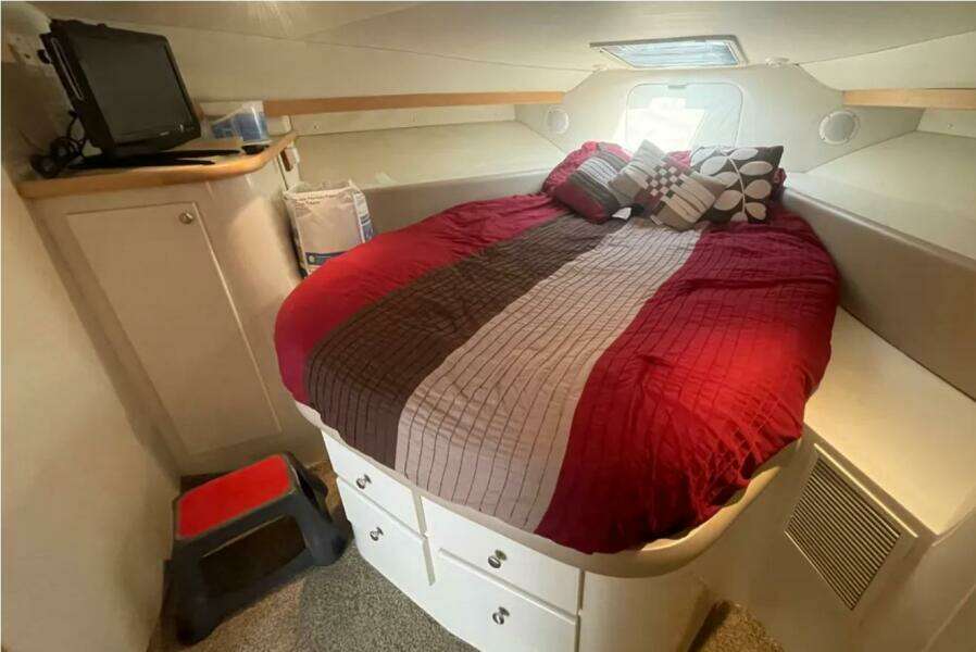 ONE AWEIGH 38ft Carver Yacht For Sale