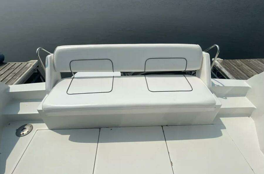 ONE AWEIGH 38ft Carver Yacht For Sale