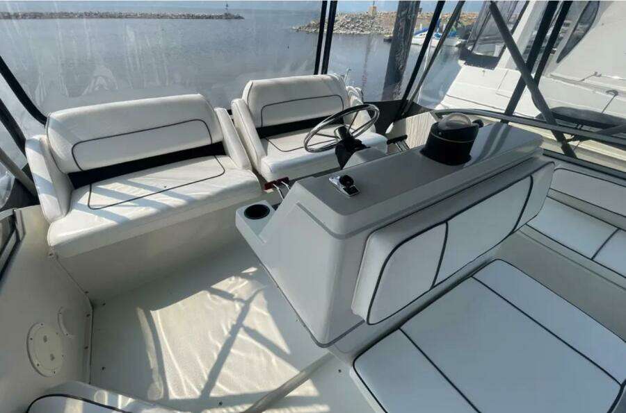 ONE AWEIGH 38ft Carver Yacht For Sale