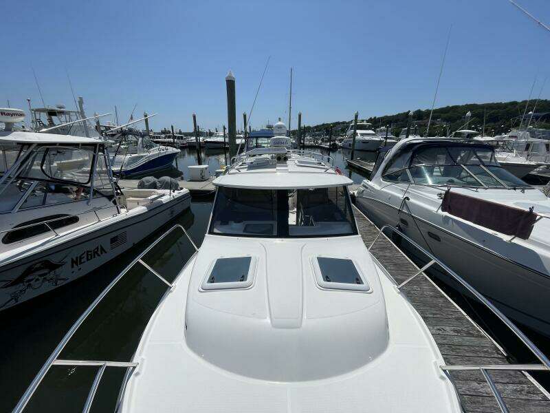 28ft Cutwater Yacht For Sale