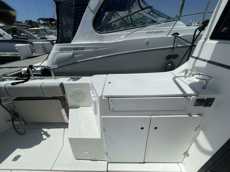 28ft Cutwater Yacht For Sale