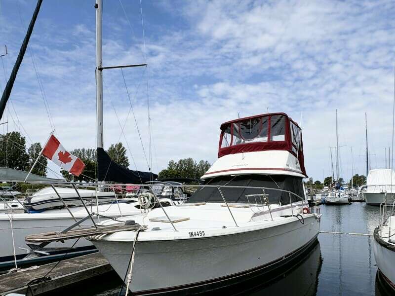 32ft Trojan Yacht For Sale