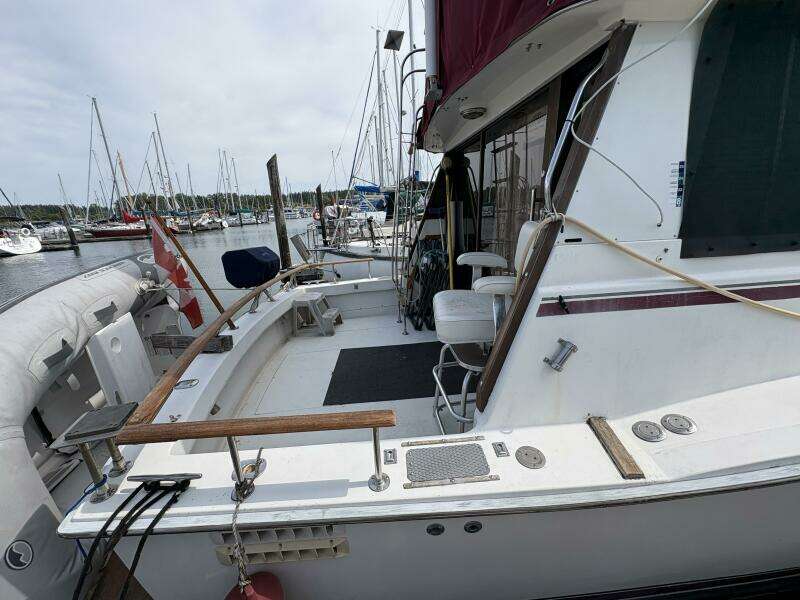 32ft Trojan Yacht For Sale