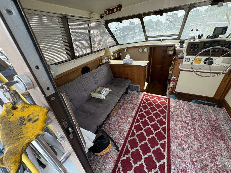 32ft Trojan Yacht For Sale