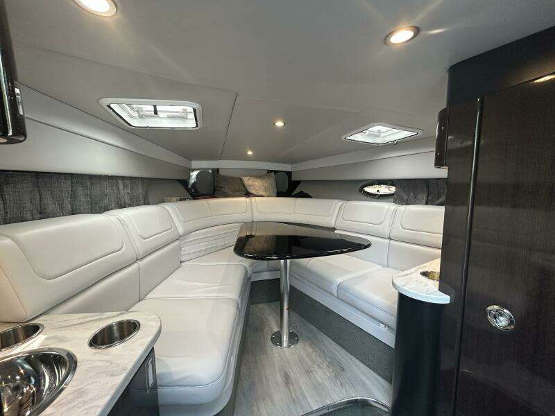31ft Formula Yacht For Sale