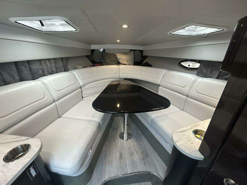 31ft Formula Yacht For Sale