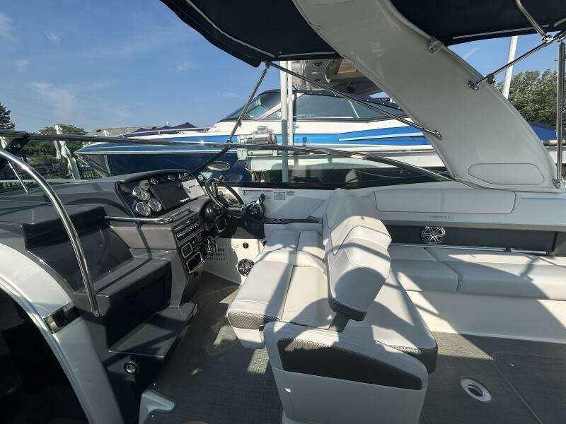 31ft Formula Yacht For Sale