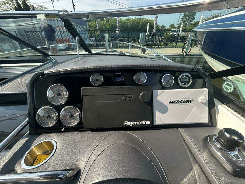 31ft Formula Yacht For Sale