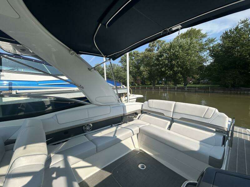 31ft Formula Yacht For Sale