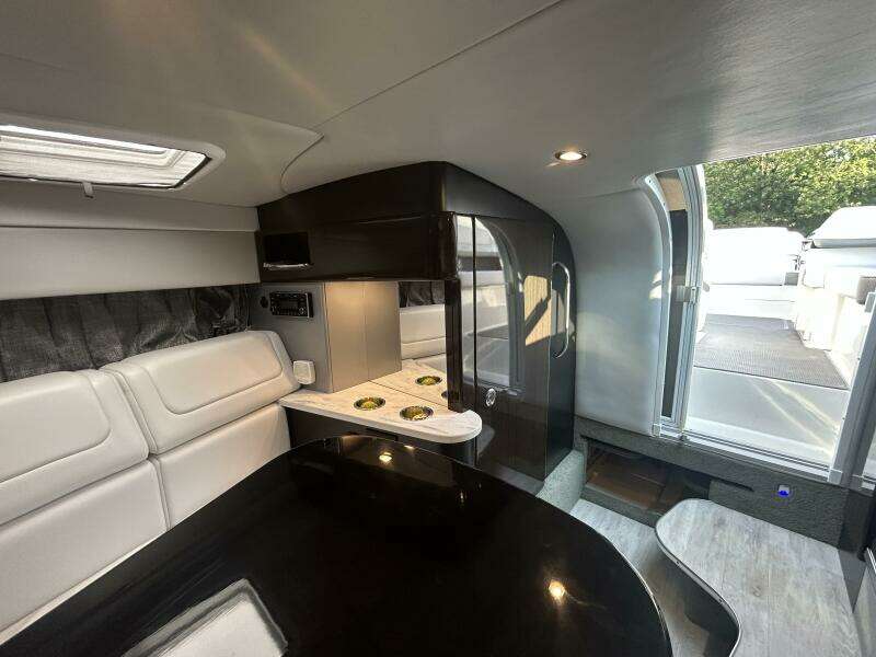 31ft Formula Yacht For Sale