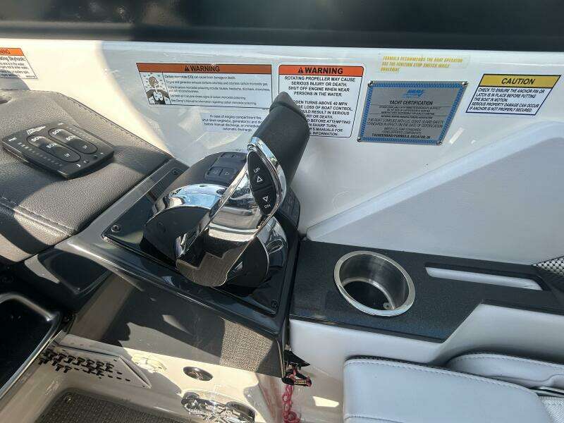 31ft Formula Yacht For Sale