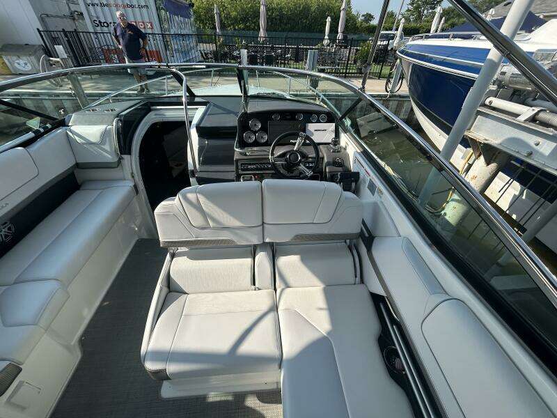 31ft Formula Yacht For Sale