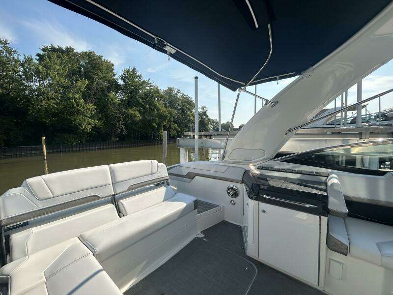 31ft Formula Yacht For Sale