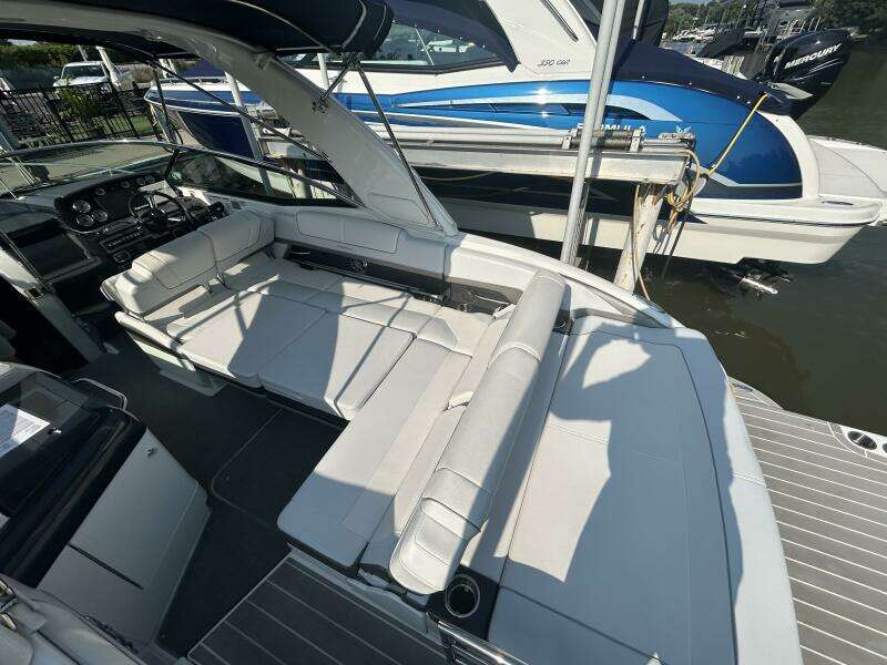31ft Formula Yacht For Sale