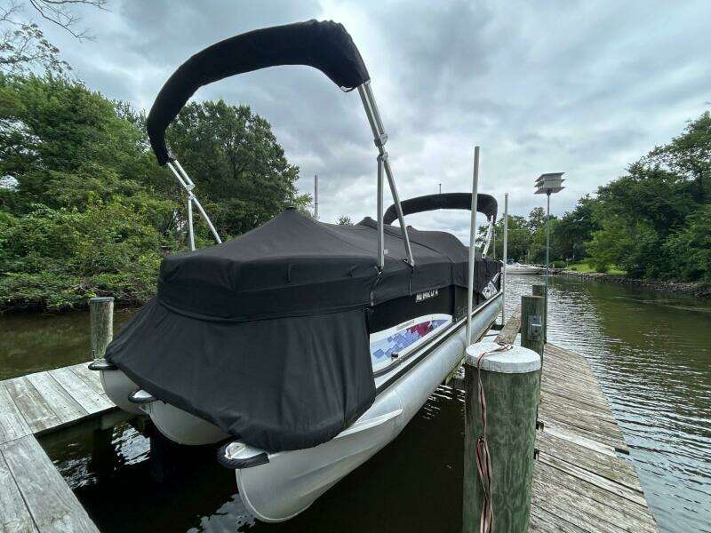 25ft Premier Yacht For Sale