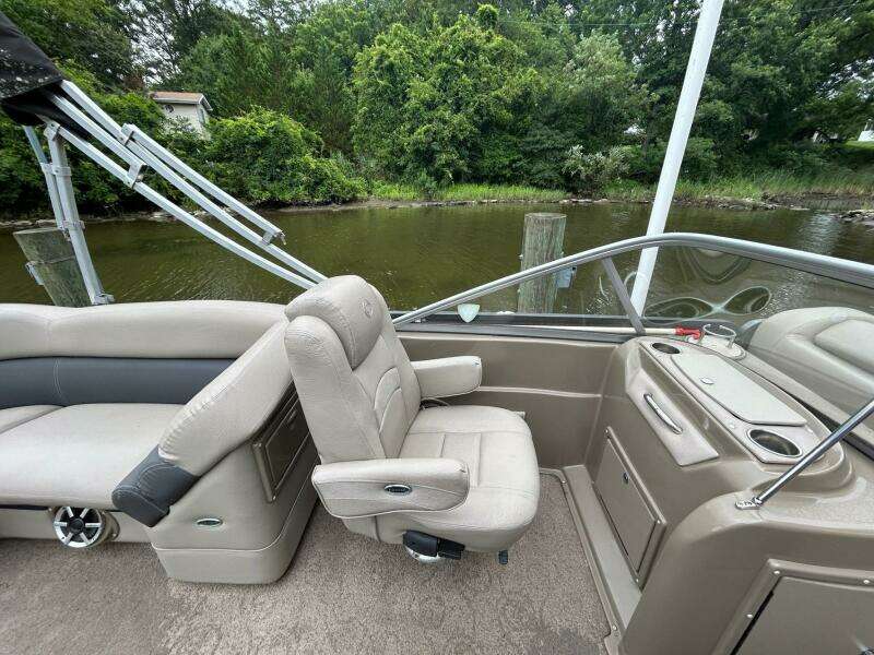 25ft Premier Yacht For Sale