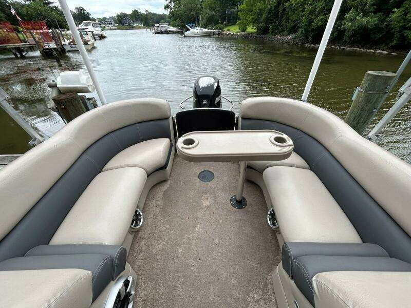 25ft Premier Yacht For Sale