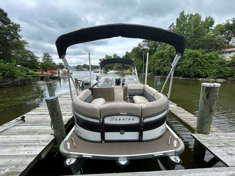 25ft Premier Yacht For Sale