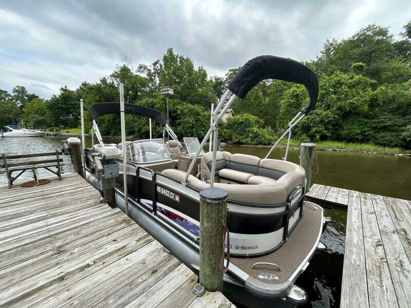 25ft Premier Yacht For Sale