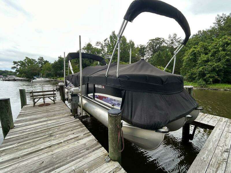 25ft Premier Yacht For Sale