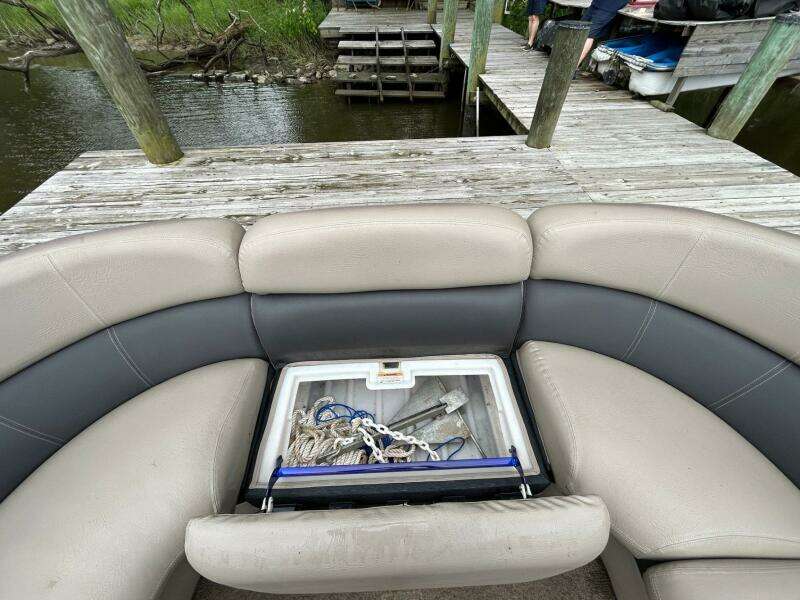25ft Premier Yacht For Sale