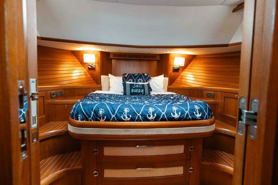 Vision Quest 46ft Grand Banks Yacht For Sale