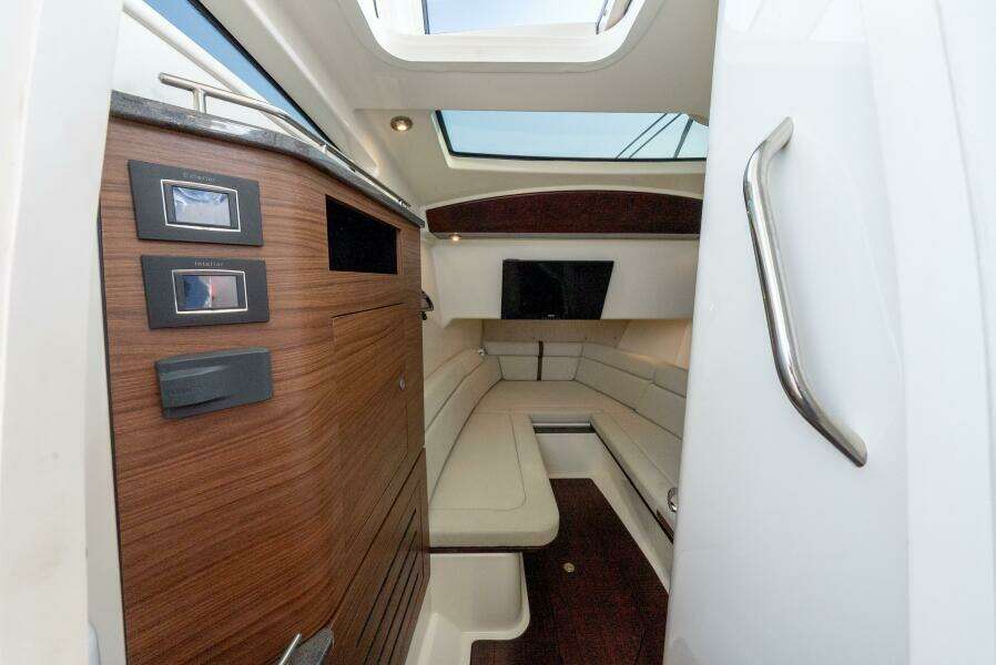 BLUE SKIES 35ft Boston Whaler Yacht For Sale
