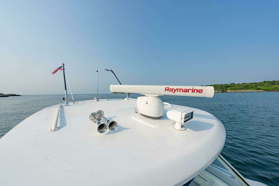 BLUE SKIES 35ft Boston Whaler Yacht For Sale
