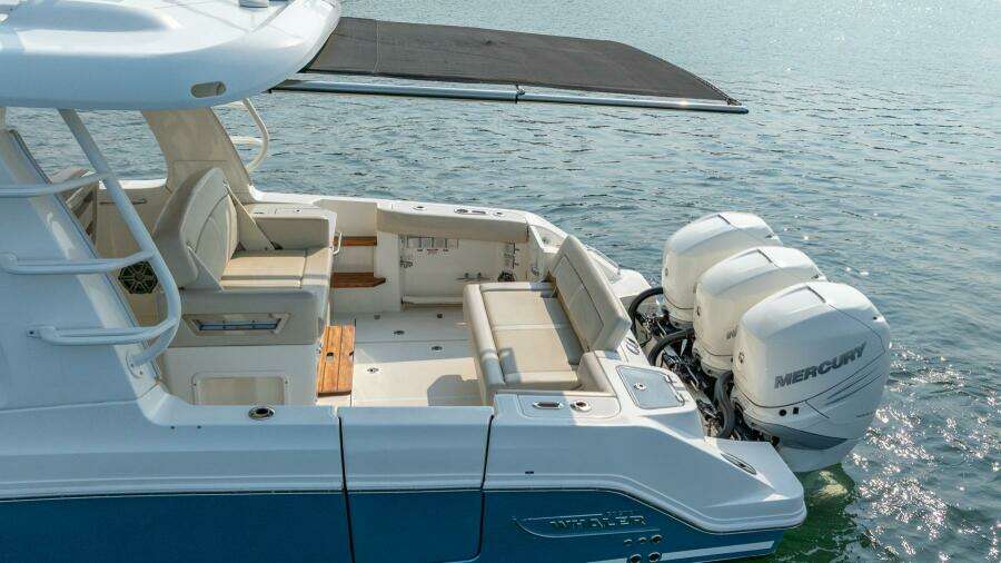 BLUE SKIES 35ft Boston Whaler Yacht For Sale