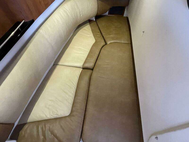 33ft Grady White Yacht For Sale