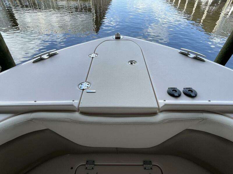 33ft Grady White Yacht For Sale