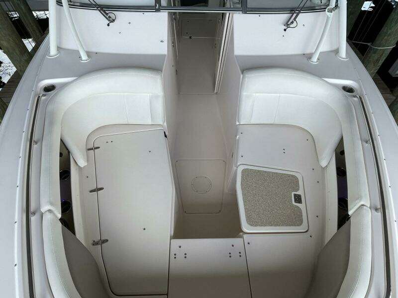 33ft Grady White Yacht For Sale