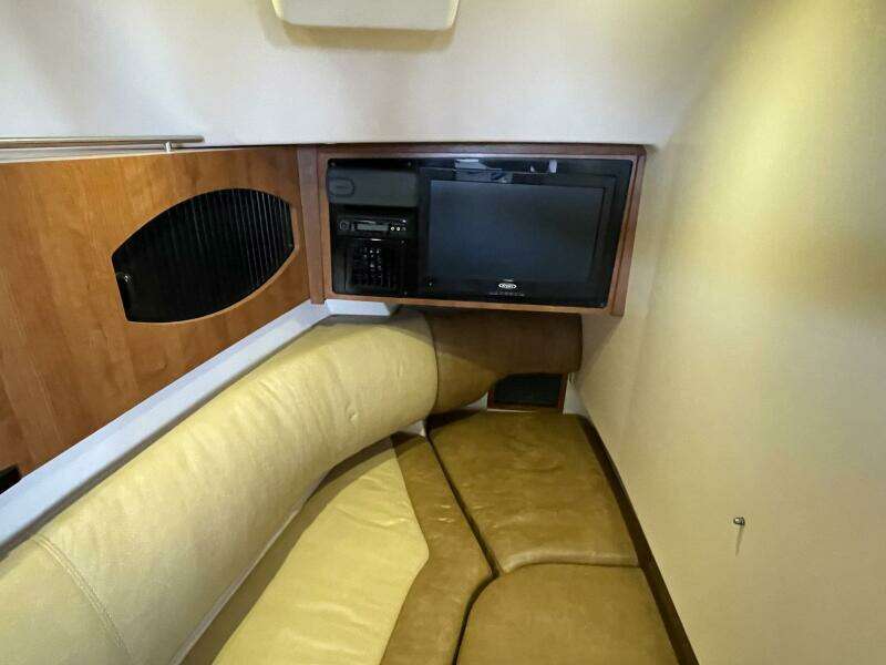 33ft Grady White Yacht For Sale