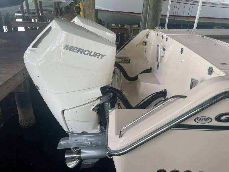 33ft Grady White Yacht For Sale