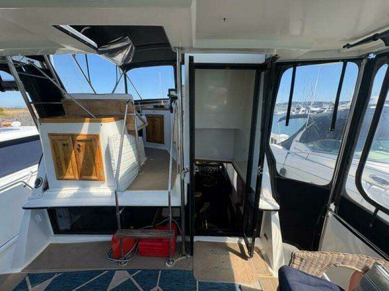 36ft Carver Yacht For Sale