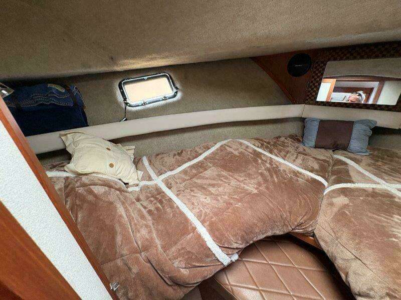 36ft Carver Yacht For Sale