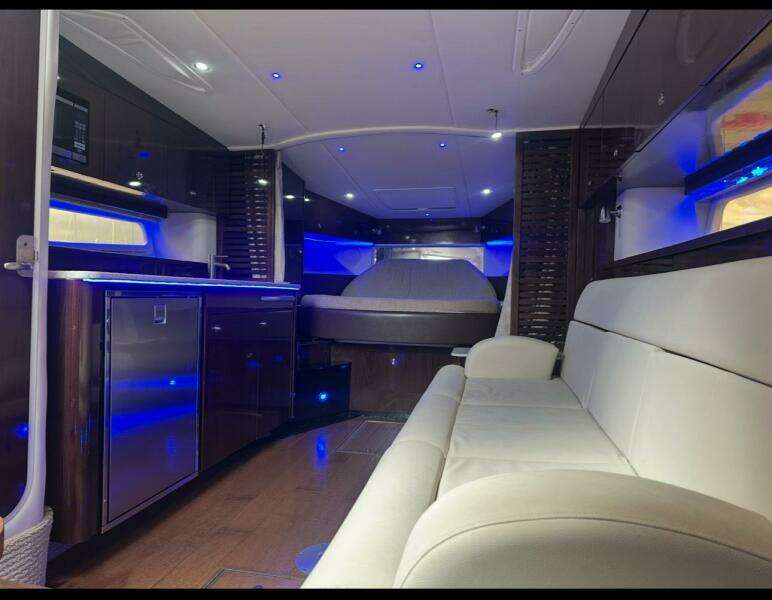 Pocket Change  37ft Sea Ray Yacht For Sale